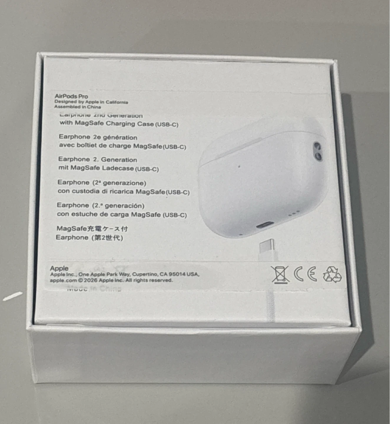 Apple AirPods Pro (2nd Gen) with MagSafe Charging Case - photo 2