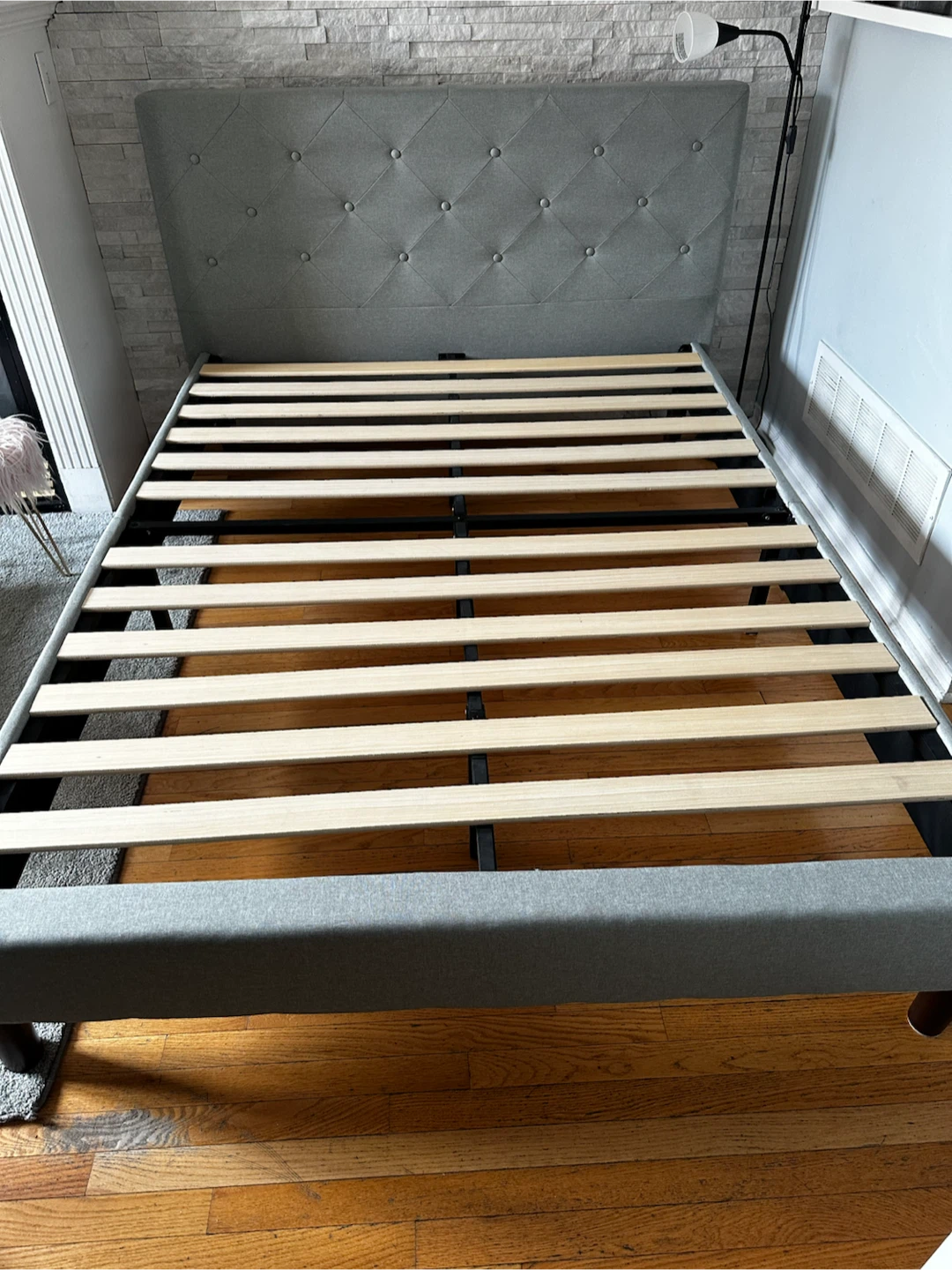 Grey Upholstered double Bed Frame with Tufted Headboard - photo 3