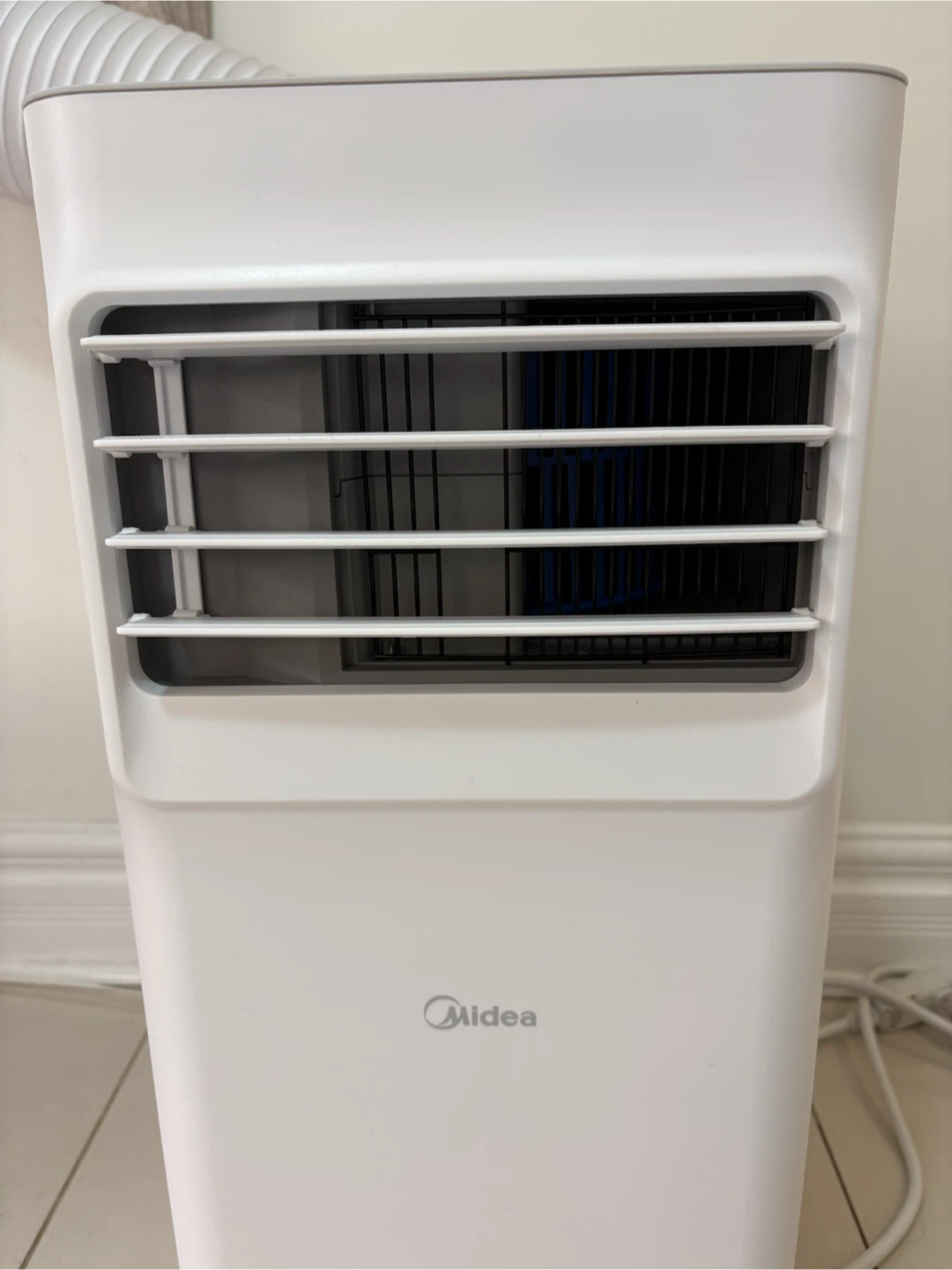 Midea Portable Air Conditioner - photo 3