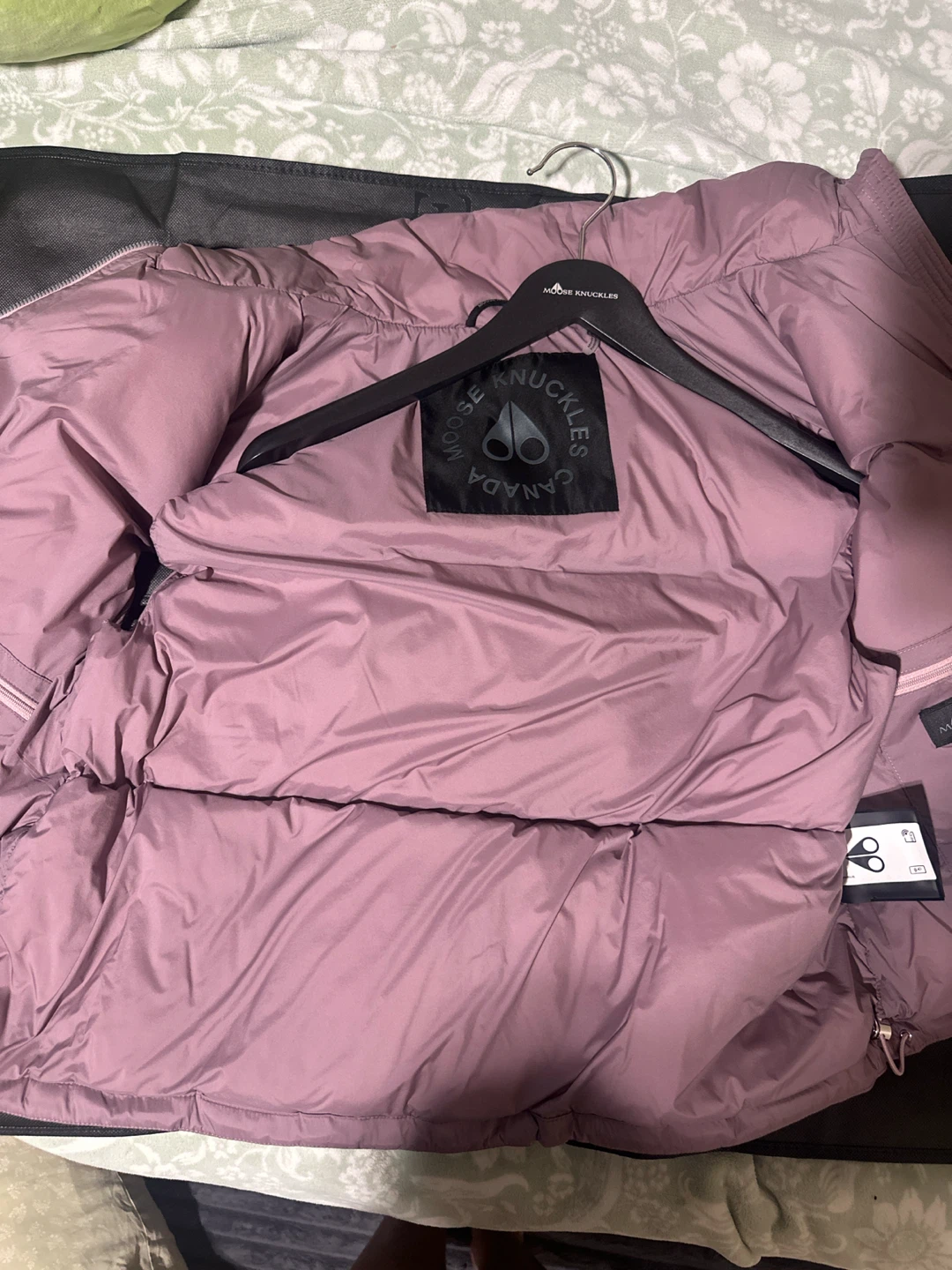 Moose Knuckles Puffer Vest - Mauve - photo 3