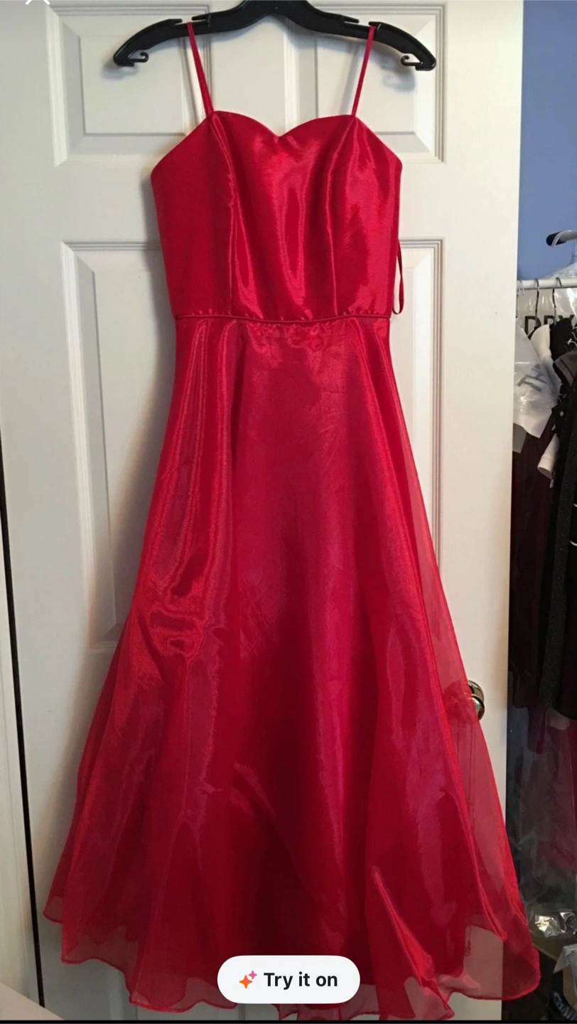 Laura Red Evening/Prom Gown