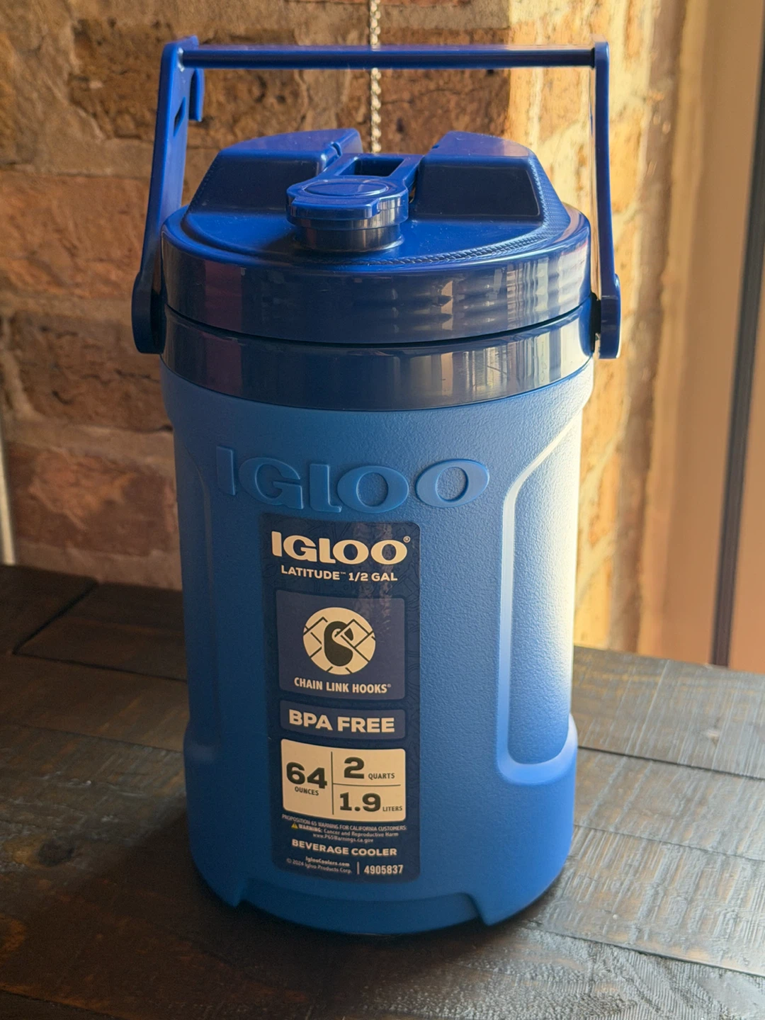 Igloo Latitude 1/2 Gallon Beverage Cooler