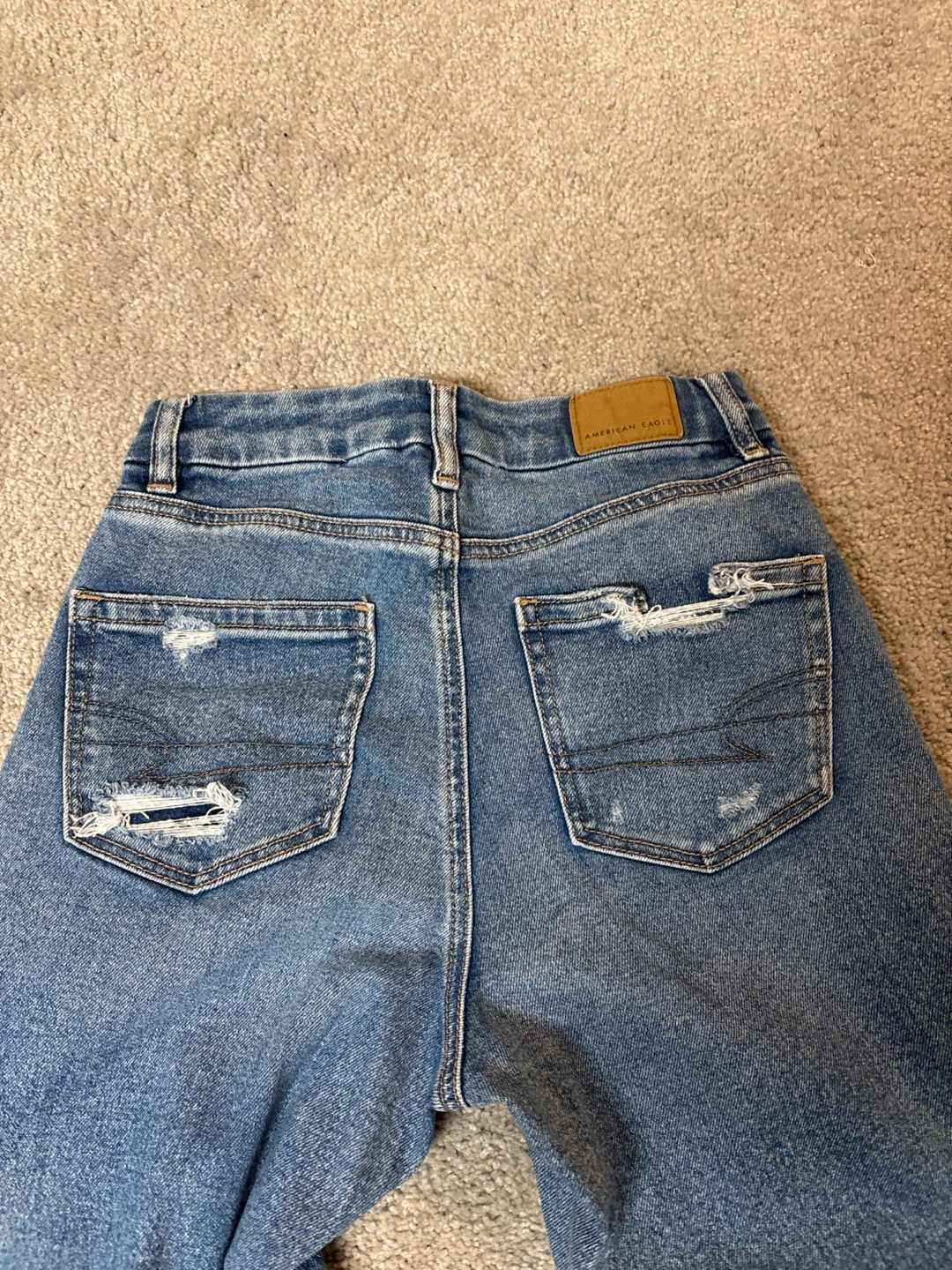 American Eagle Mom Jeans - photo 4