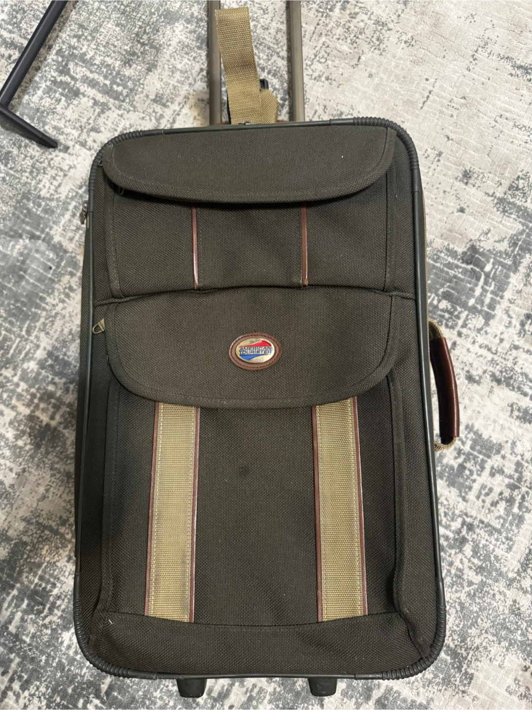 American Tourister Rolling Suitcase - photo 2
