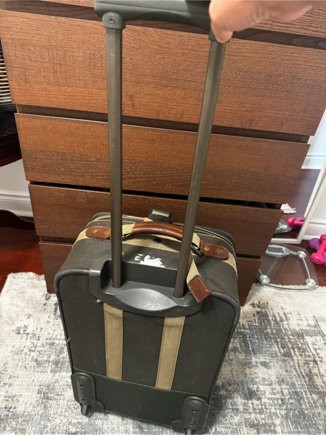 American Tourister Rolling Suitcase - photo 4