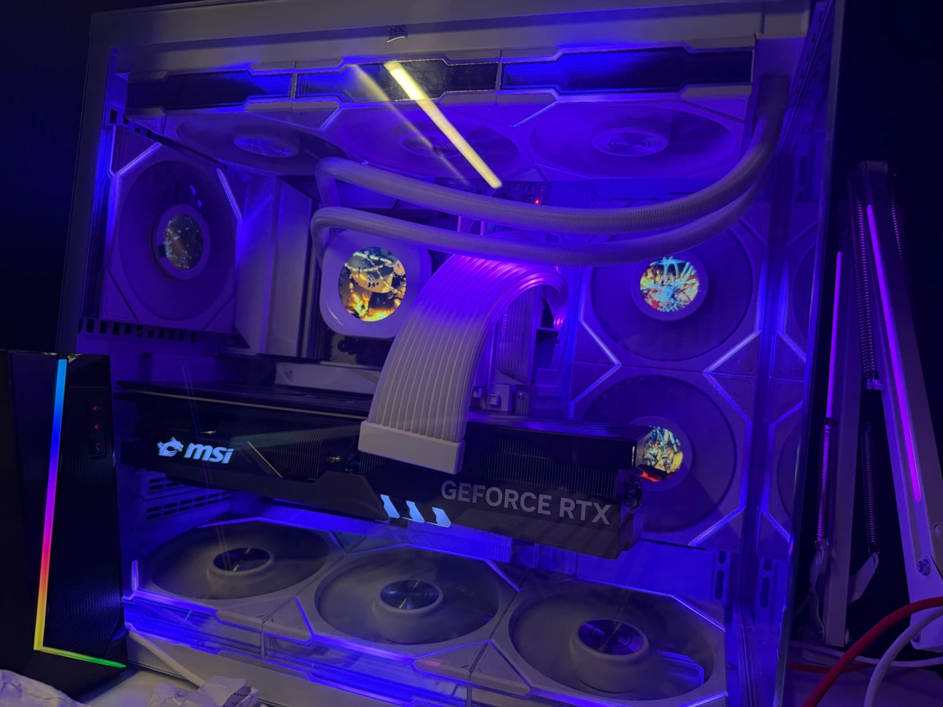 MSI GeForce RTX 4070 ti gaming trio Graphics Card