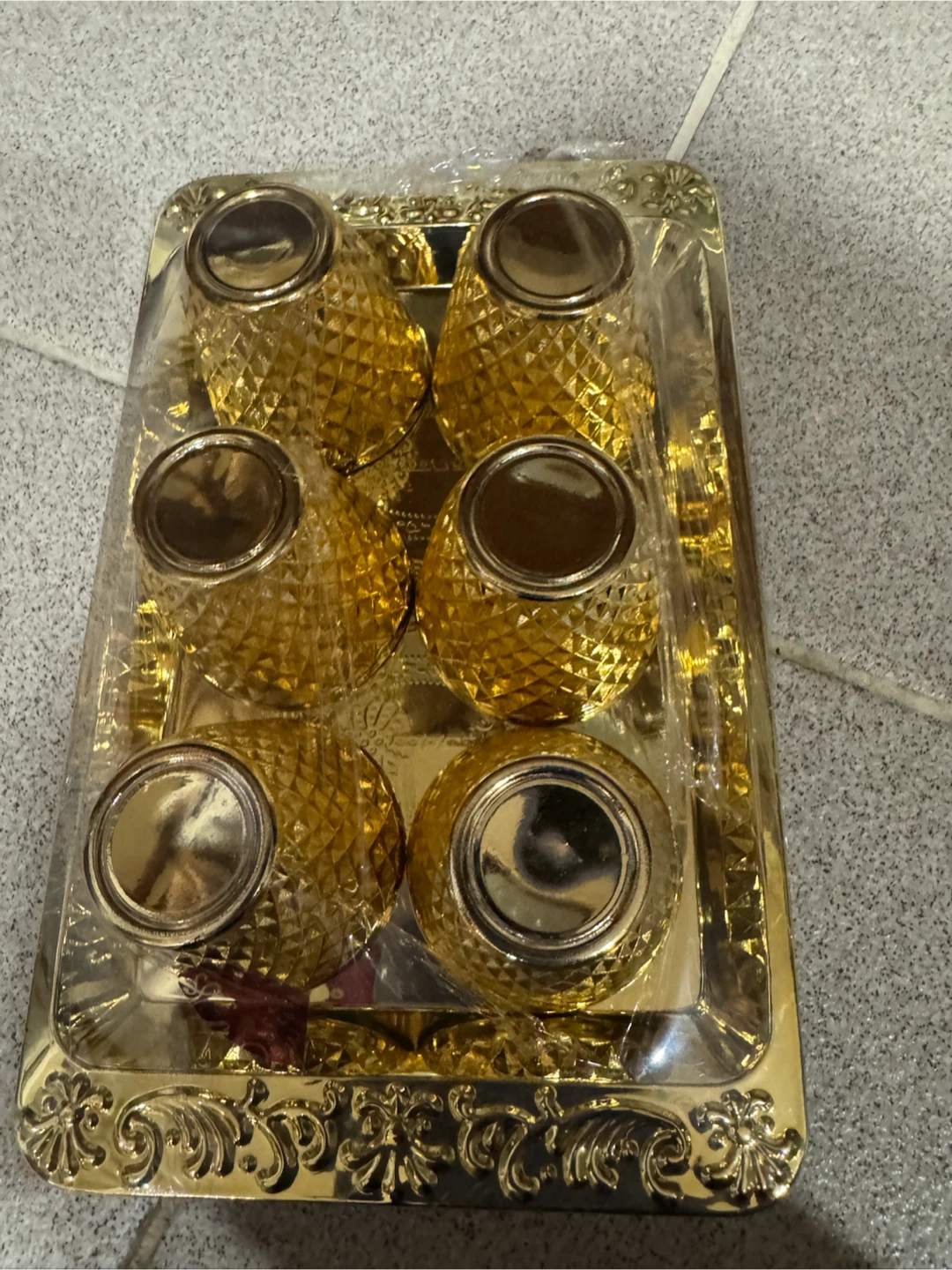 Glasses with Tray