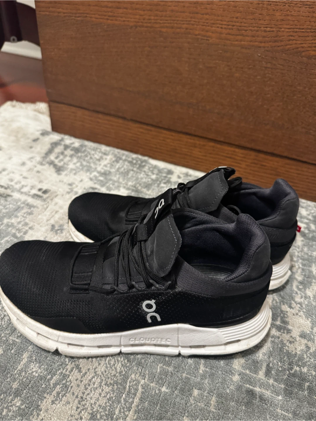 ON Running CloudTec Shoes - Black