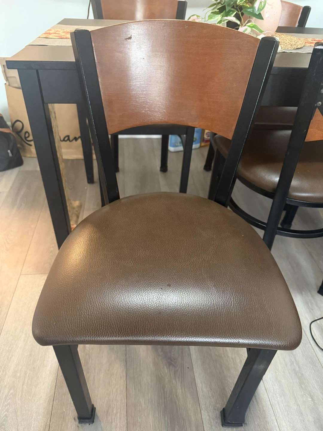 Dining Table with 4 Chairs - photo 3