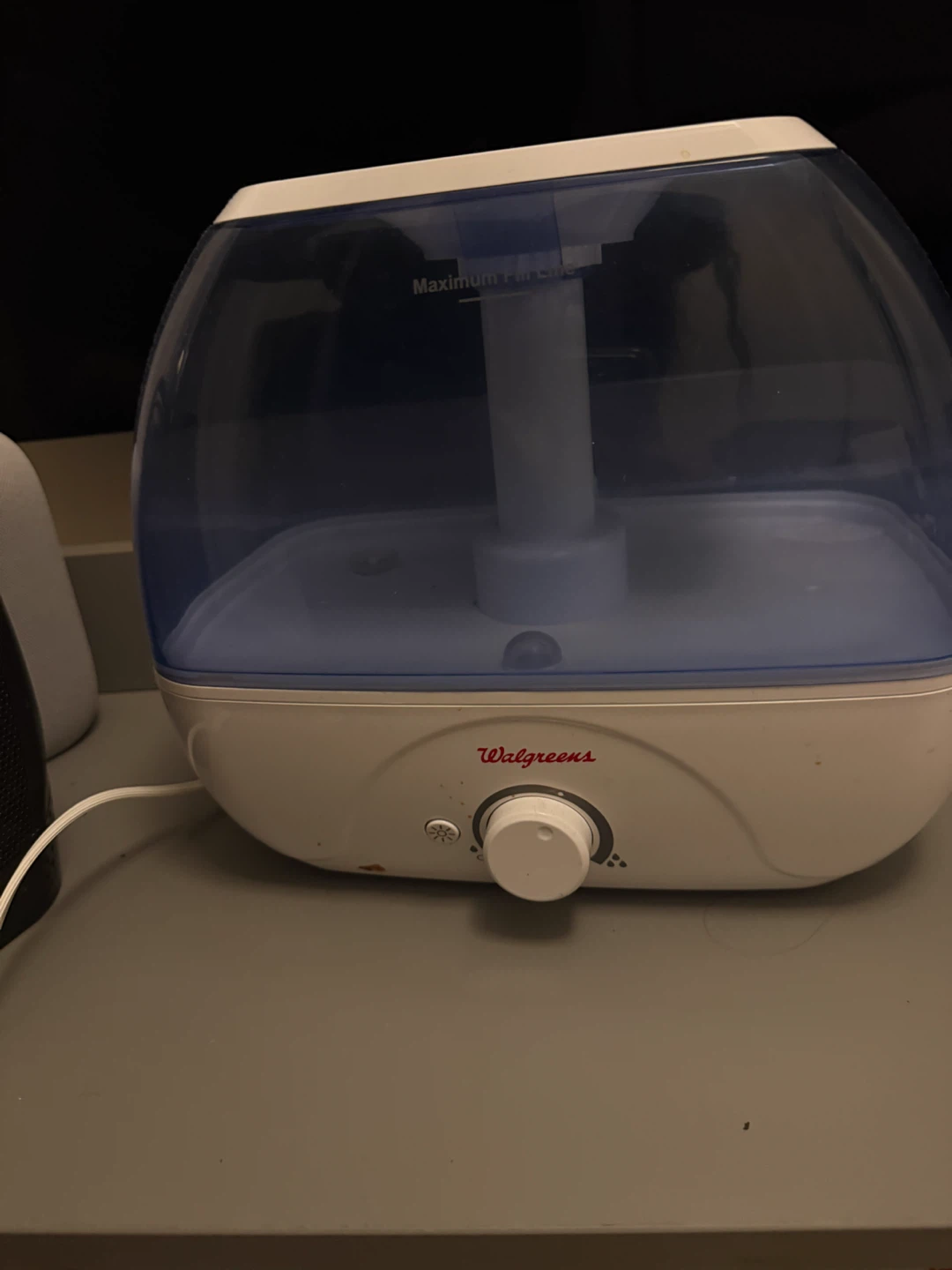Walgreens Ultrasonic Cool Mist Humidifier. - photo 2