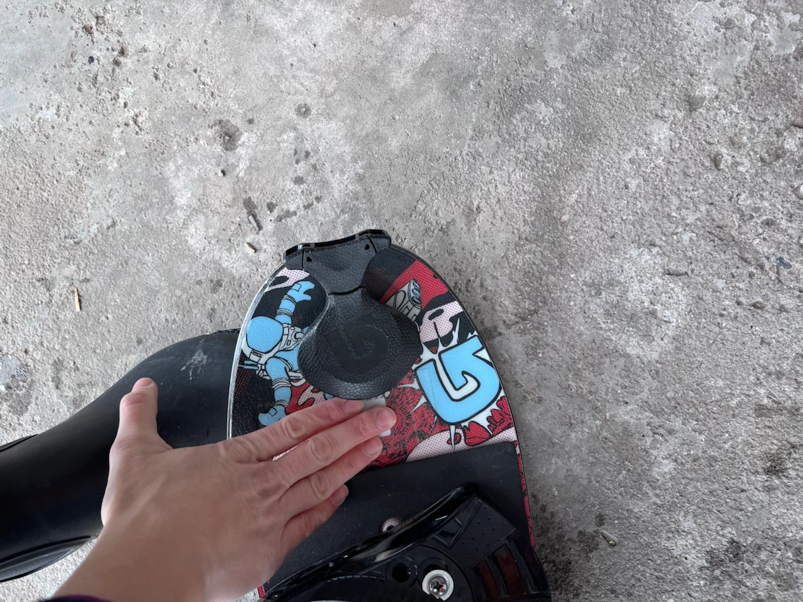 Burton Snowboard with Boots - photo 4