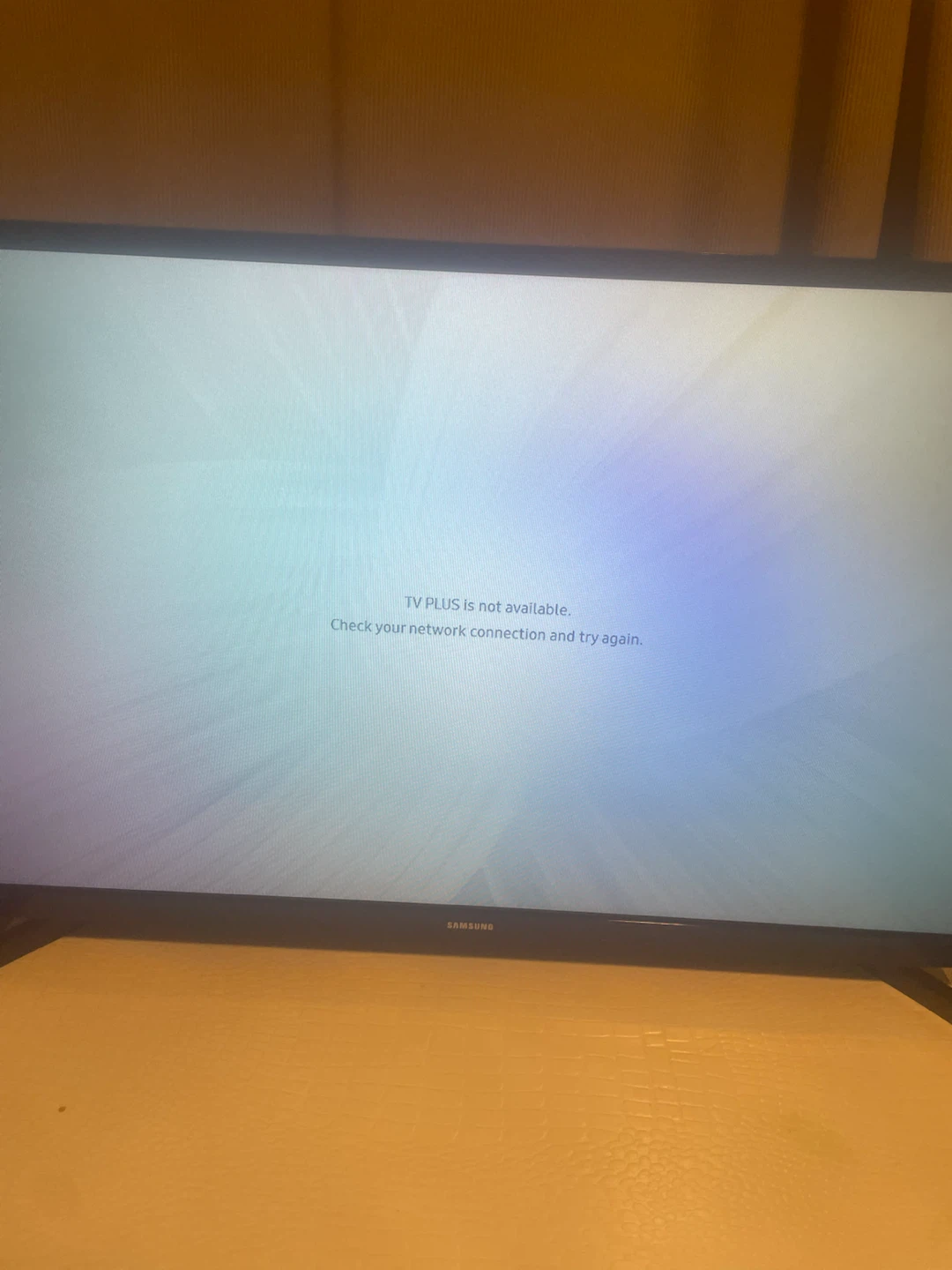 “32 Samsung 4 Series TV - photo 3