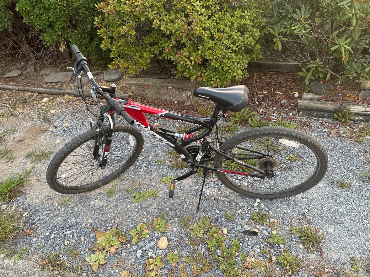 Hyper Mountain Bike