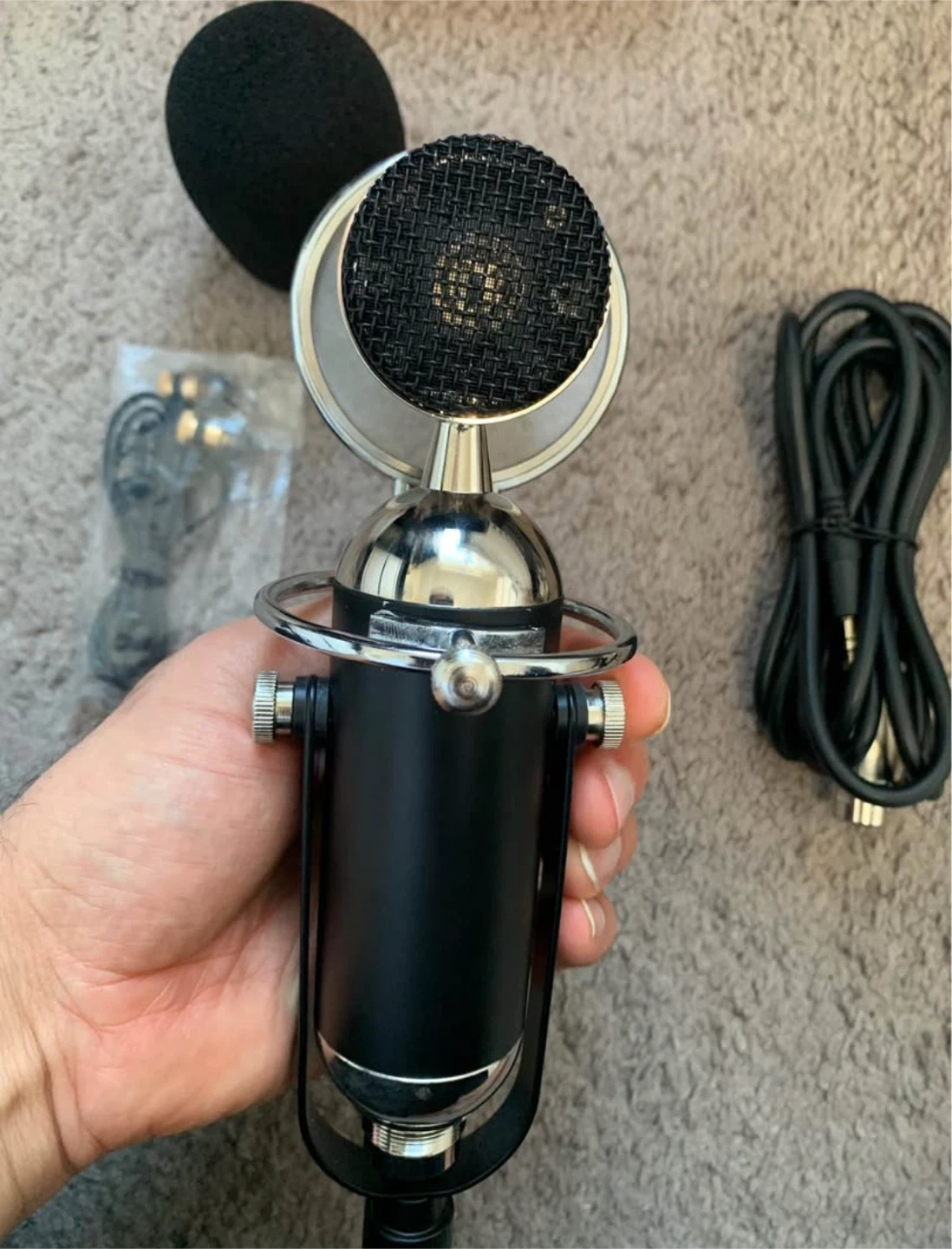 VocoPro Microphone with Accessories - photo 3