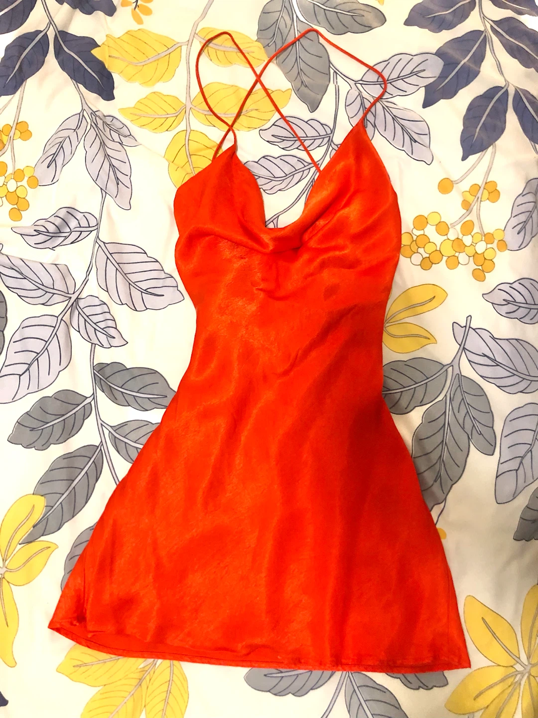 SUPER CUTE Orange Zara dress