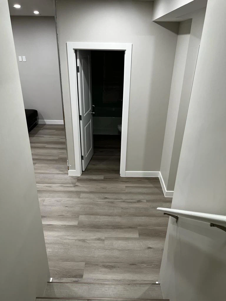 Basement suite for immediate occupancy