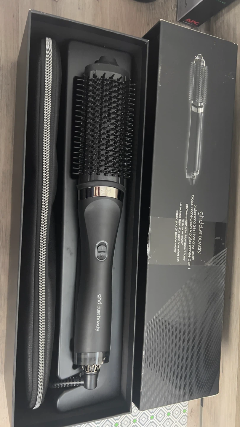 GHD Duel Blow-Dry Professional 2-in-1 Hot Air Brush