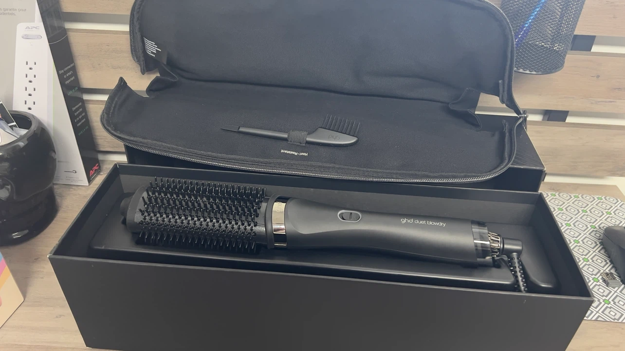 GHD Duel Blow-Dry Professional 2-in-1 Hot Air Brush - photo 2