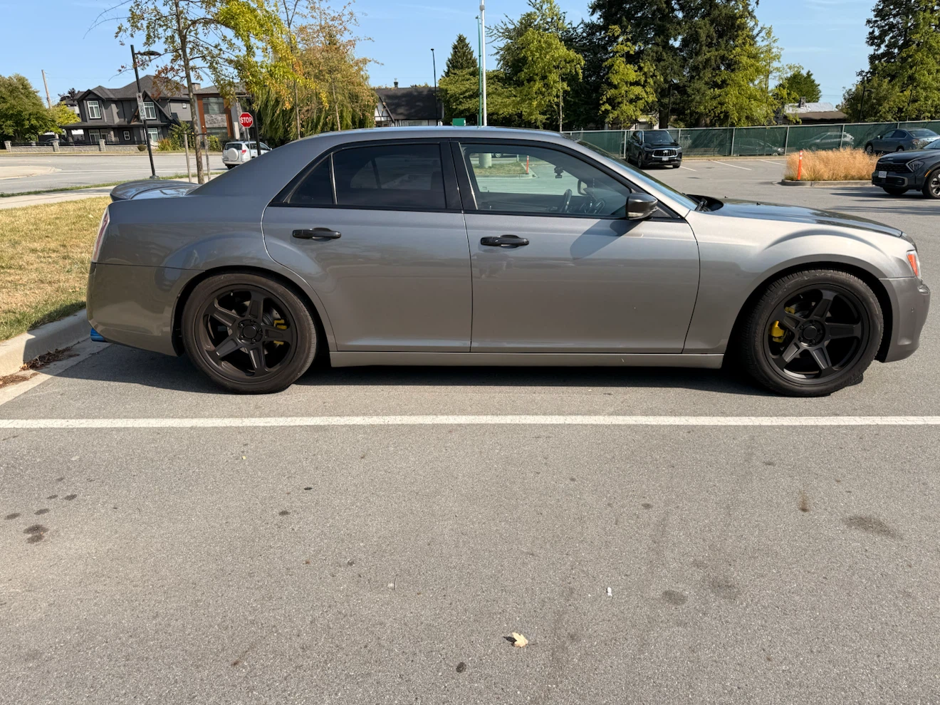 2011 Chrysler 300 - photo 3