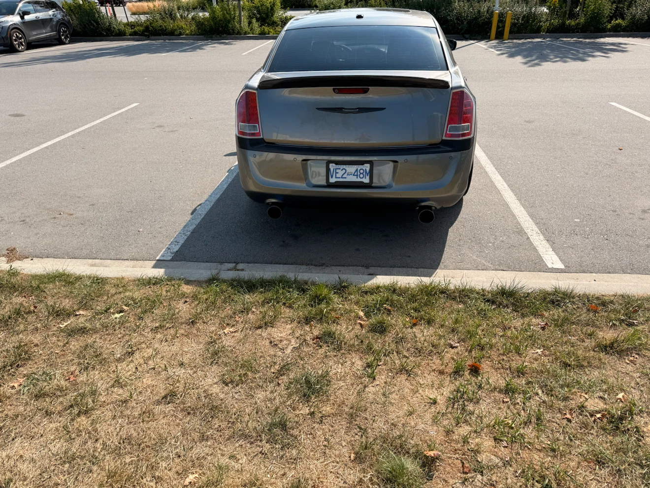 2011 Chrysler 300 - photo 4