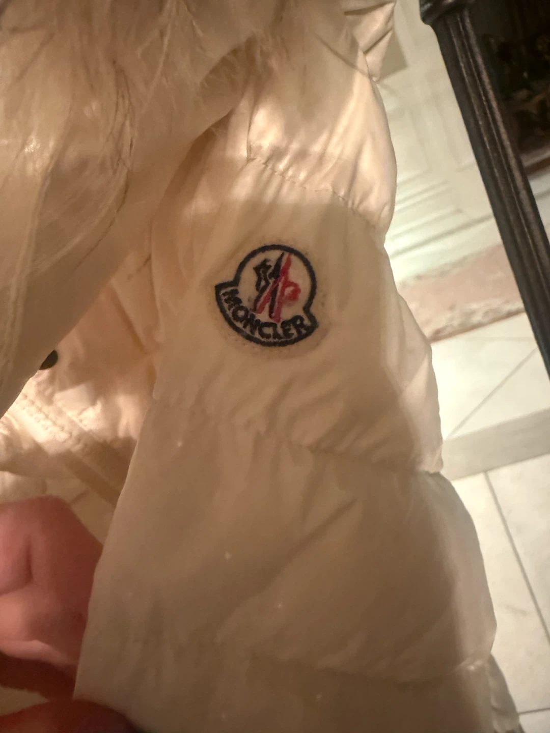 Moncler Down Puffer Jacket Cream Size 6/115cm - photo 2