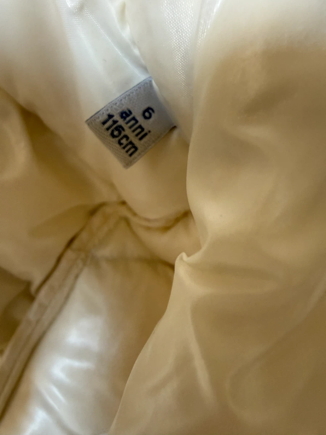 Moncler Down Puffer Jacket Cream Size 6/115cm - photo 5
