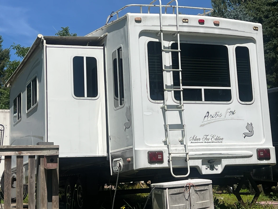 2014 Artic Fox Fifth wheel - photo 3