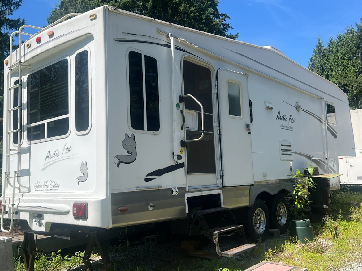 2014 Artic Fox Fifth wheel - photo 5