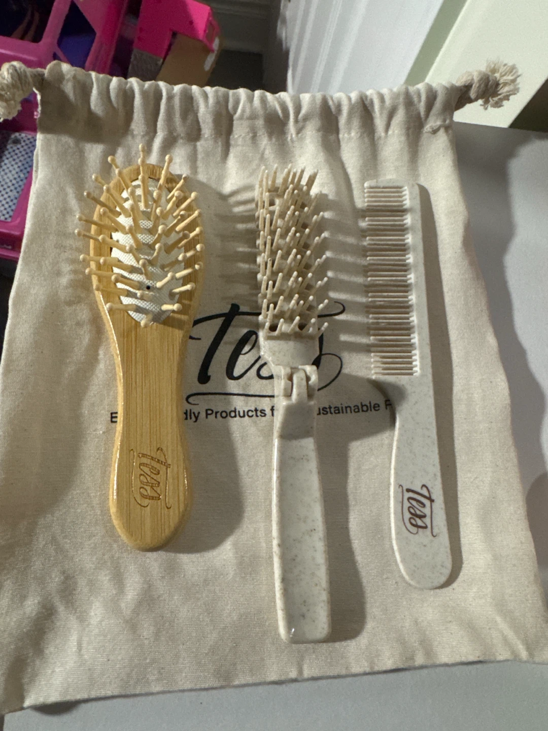 Tess Hair Brush and Comb Set with Pouch