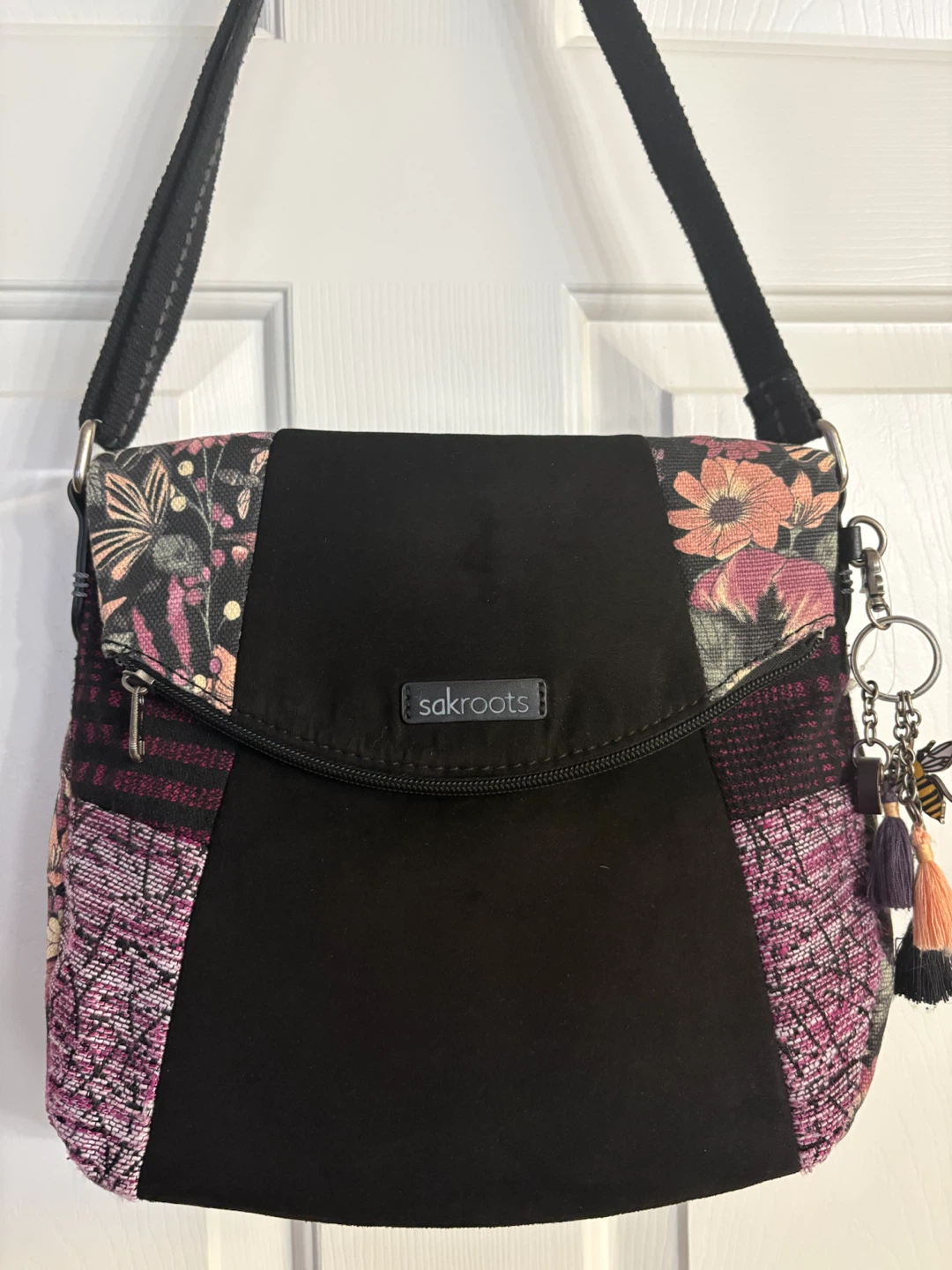 Sakroots Artist Circle Foldover Crossbody Bag