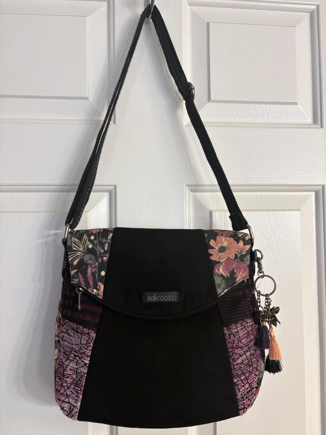 Sakroots Artist Circle Foldover Crossbody Bag - photo 2