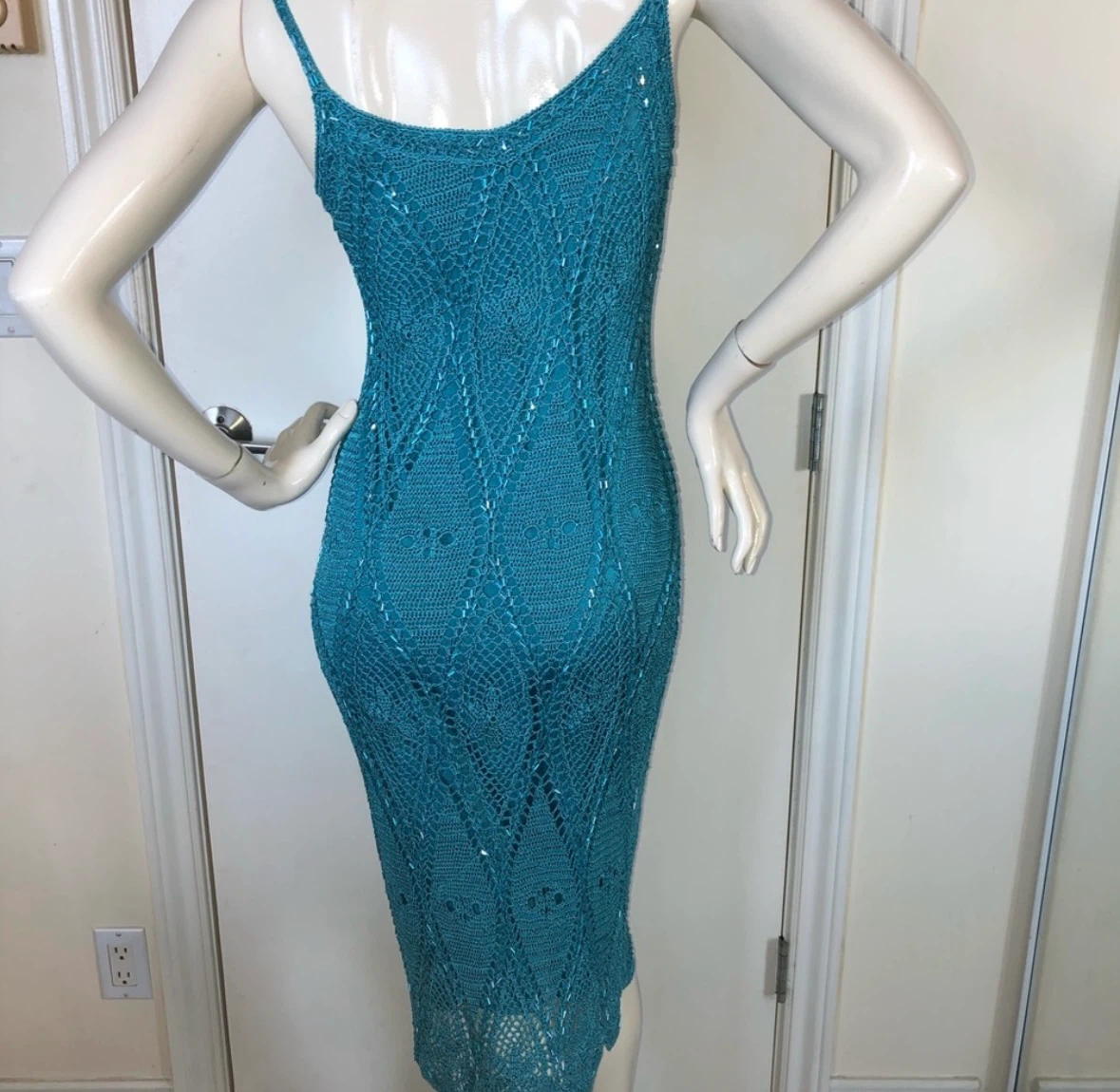 Karen Millen US 6 Turquoise Crotchet Beaded Dress - photo 2