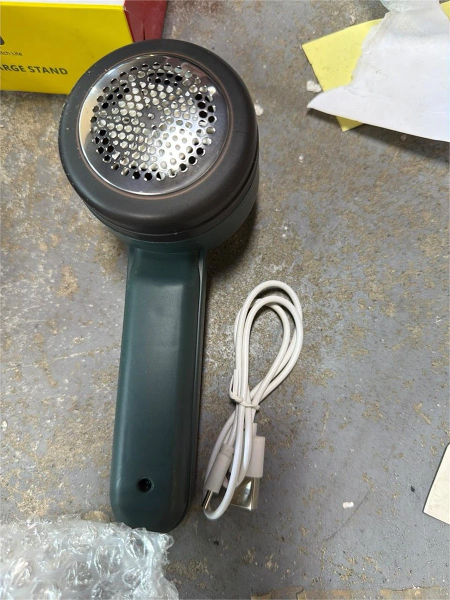 Lint Remover with Charging Cable - photo 2