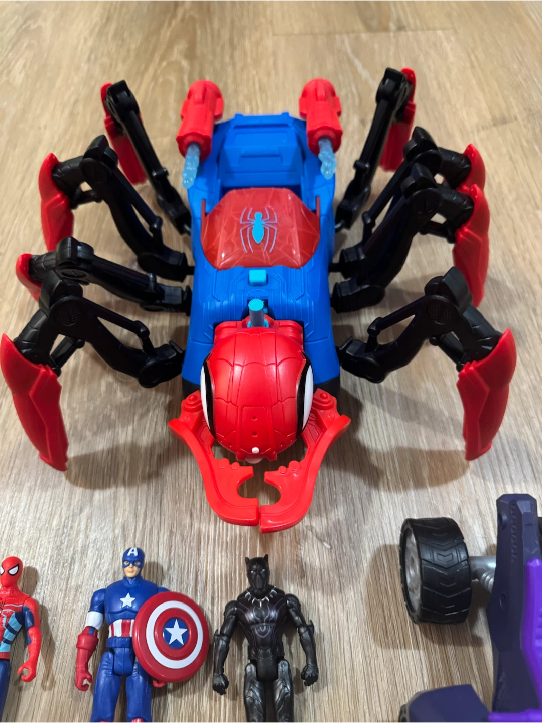 Marvel Spider-Man Captain America Black Panther with Vehicles - photo 2