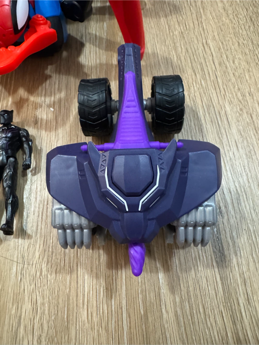 Marvel Spider-Man Captain America Black Panther with Vehicles - photo 4