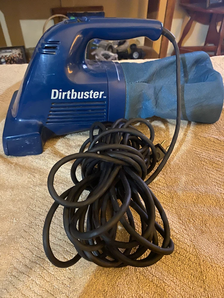 Black & Decker Dirtbuster Handheld Vacuum
