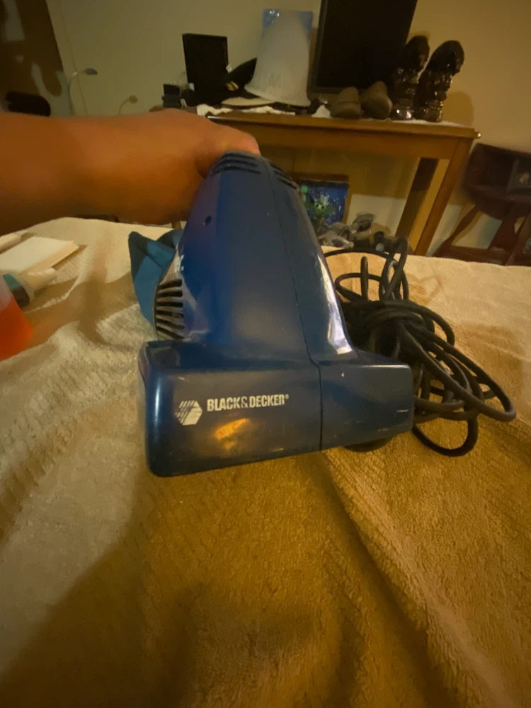 Black & Decker Dirtbuster Handheld Vacuum - photo 2