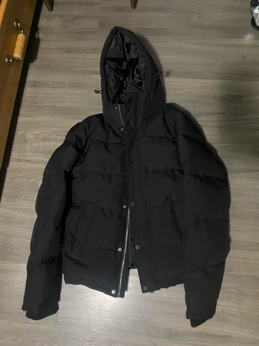 North Western Mfg. Co. Black Hooded Puffer Jacket