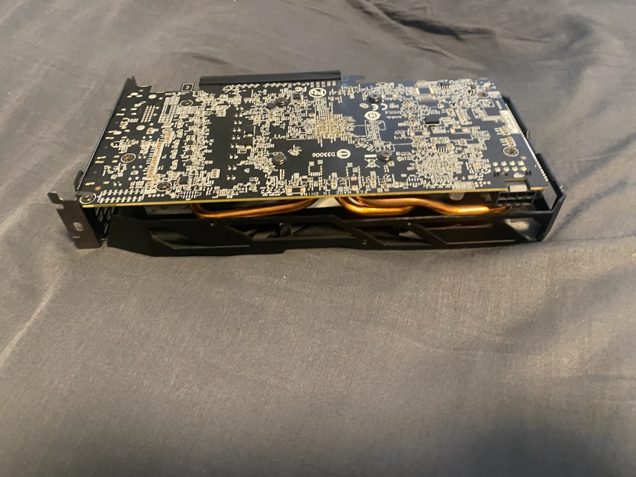 GIGABYTE AMD Radeon RX570 GPU (4GB) - photo 2