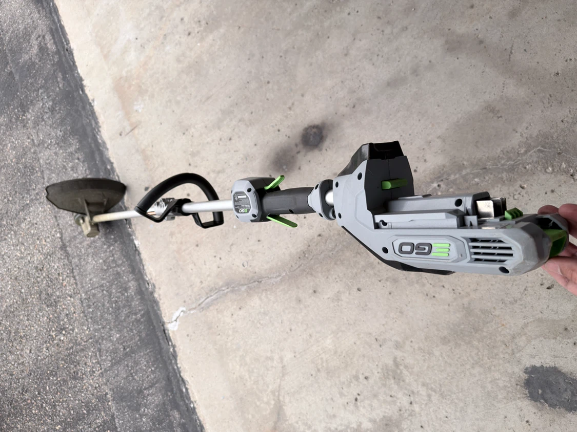 Moving sale !! Must sell !! EGO Power+ Cordless String Trimmer - photo 2