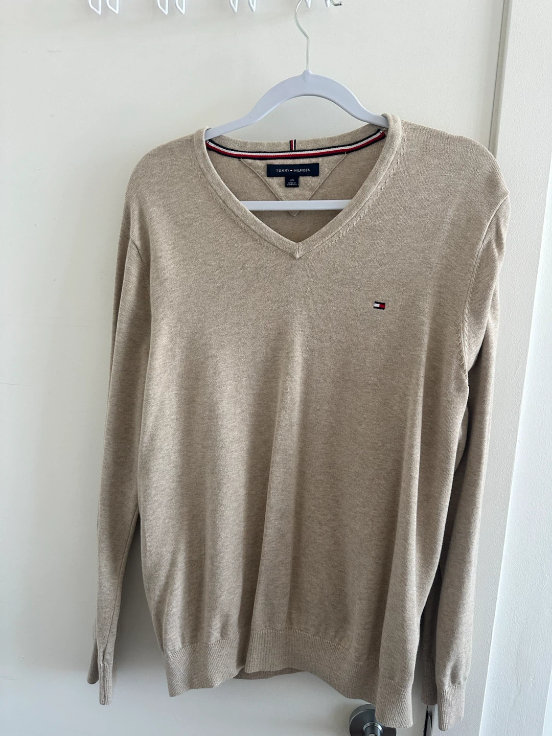 Tommy Hilfiger V-Neck Sweater - Beige