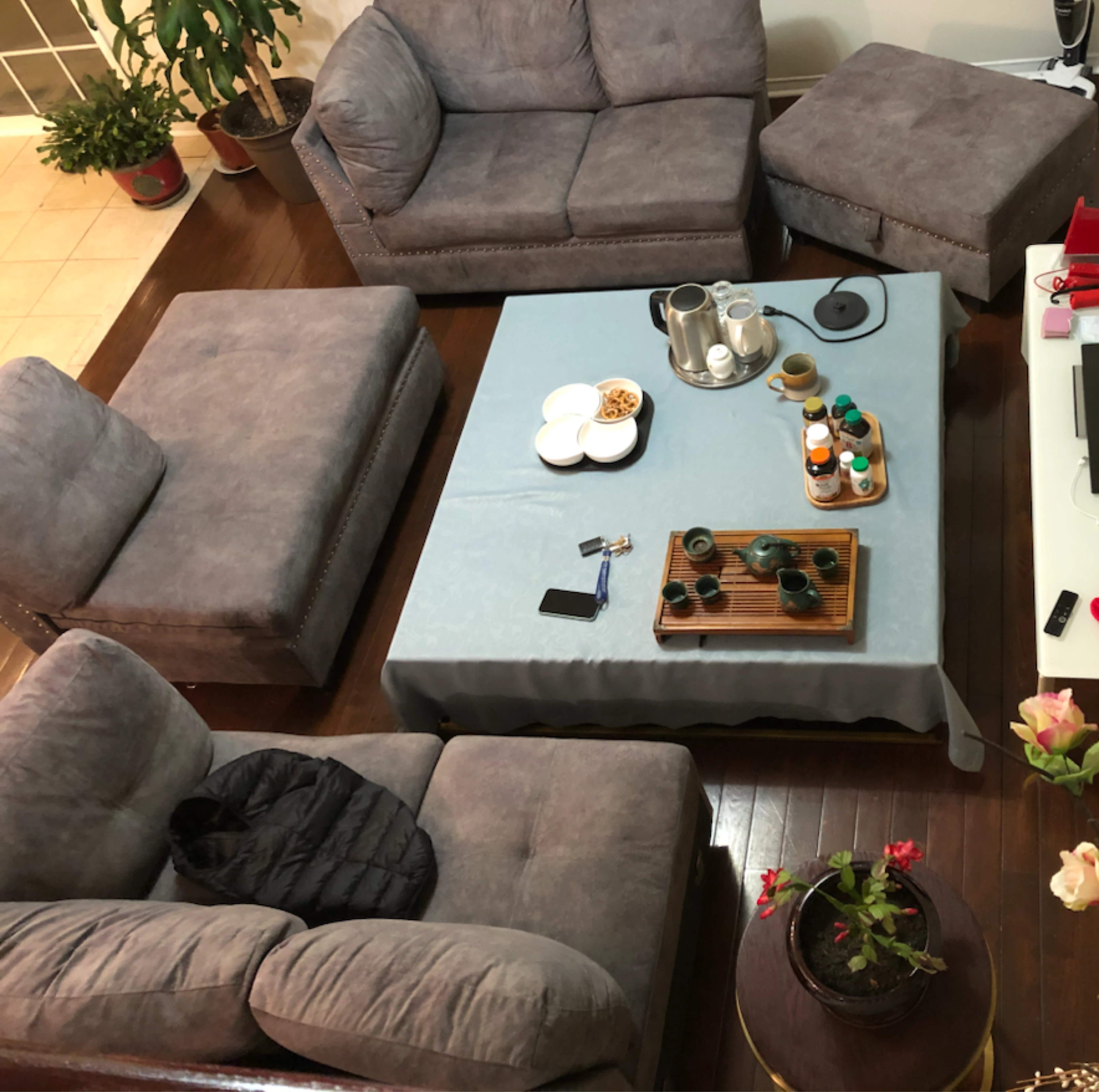 Grey Sectional Sofa - photo 4
