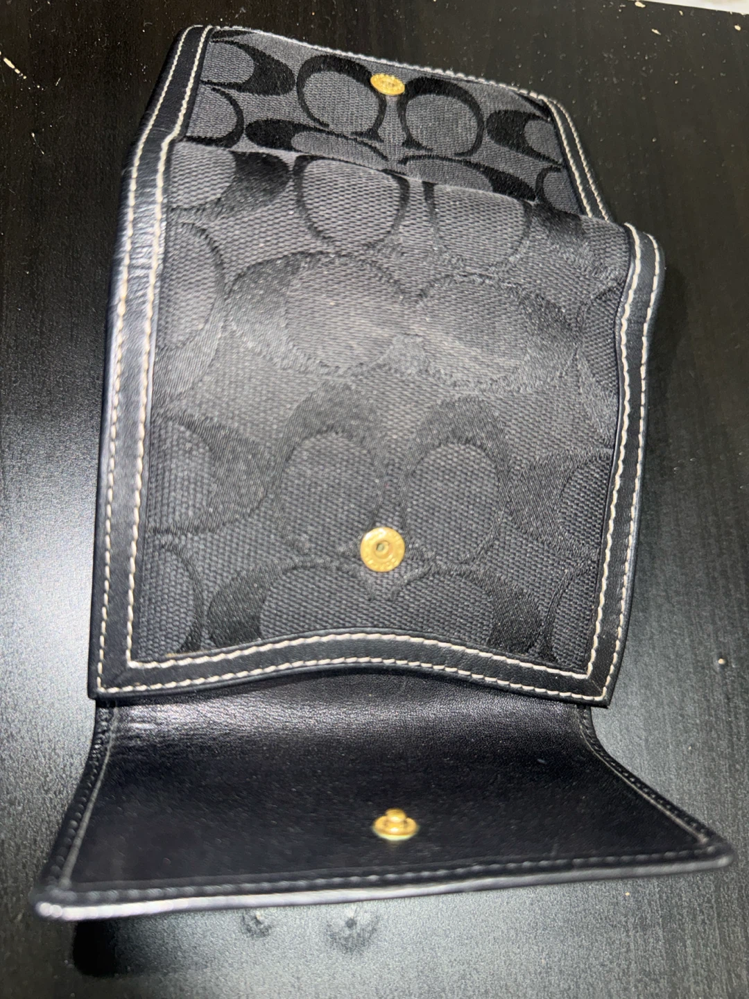 Coach Signature C Bi-Fold Wallet - photo 5