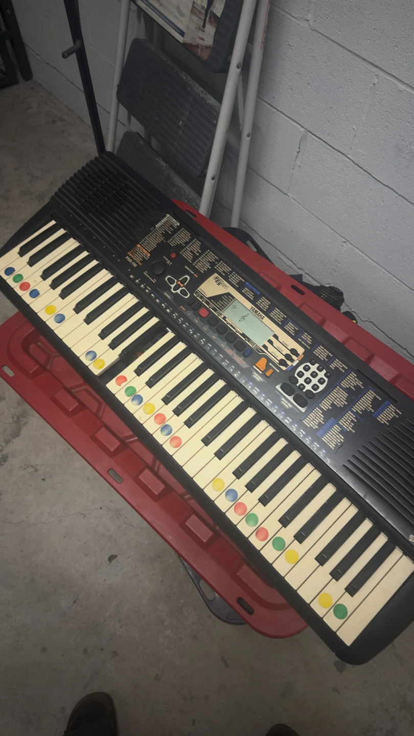 Yamaha PSR-195 Portable Keyboard
