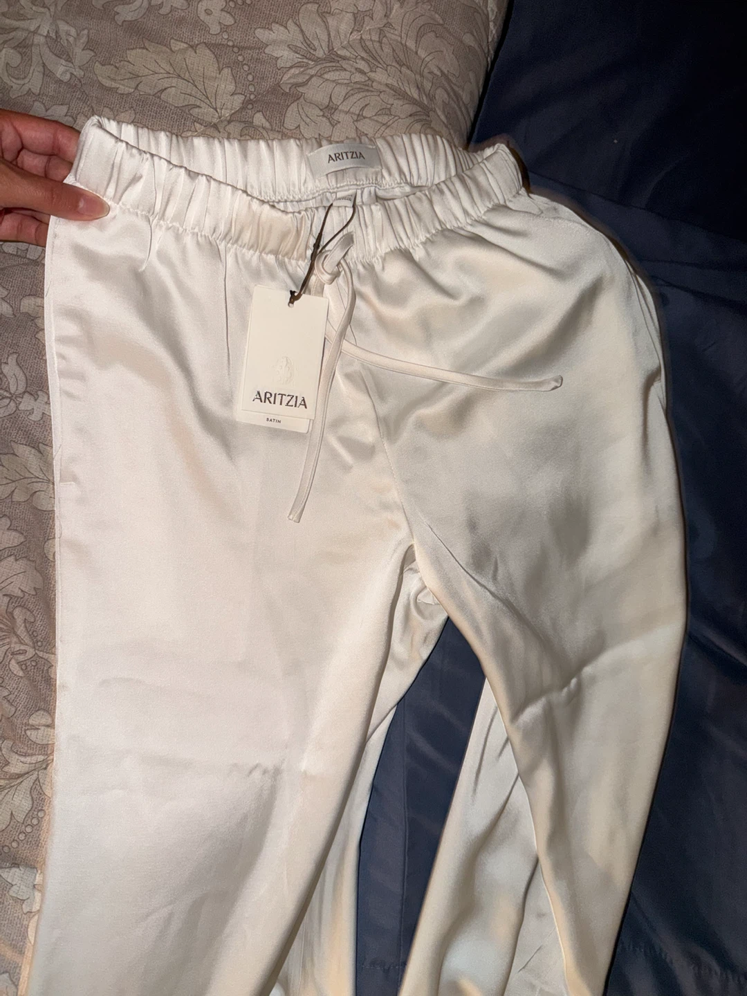 Aritzia The Lodge Pant Satin Wide-Leg Pants - photo 5