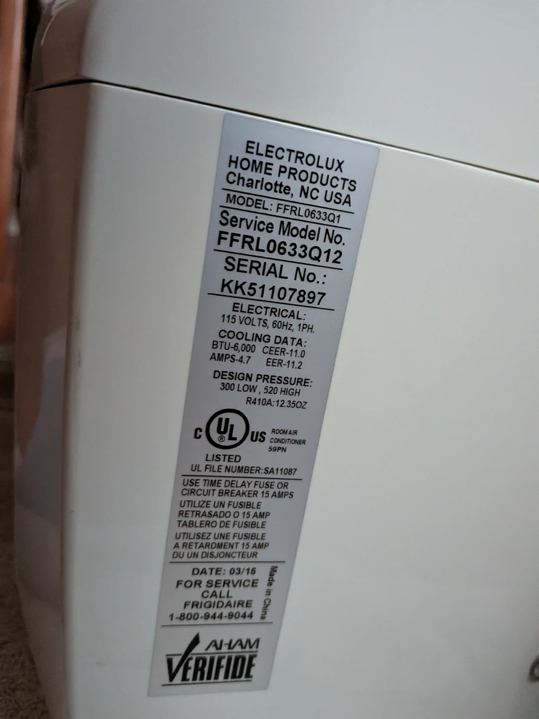 6,000 BTU Frigidaire Window AC - photo 2