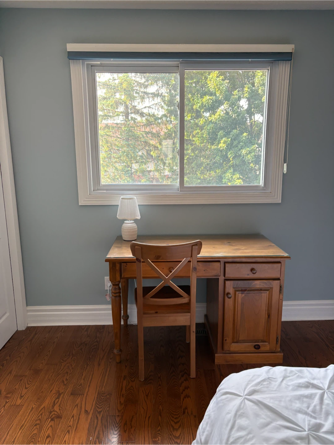 Solid Pine Bedroom Set - new twin mattress included - photo 2