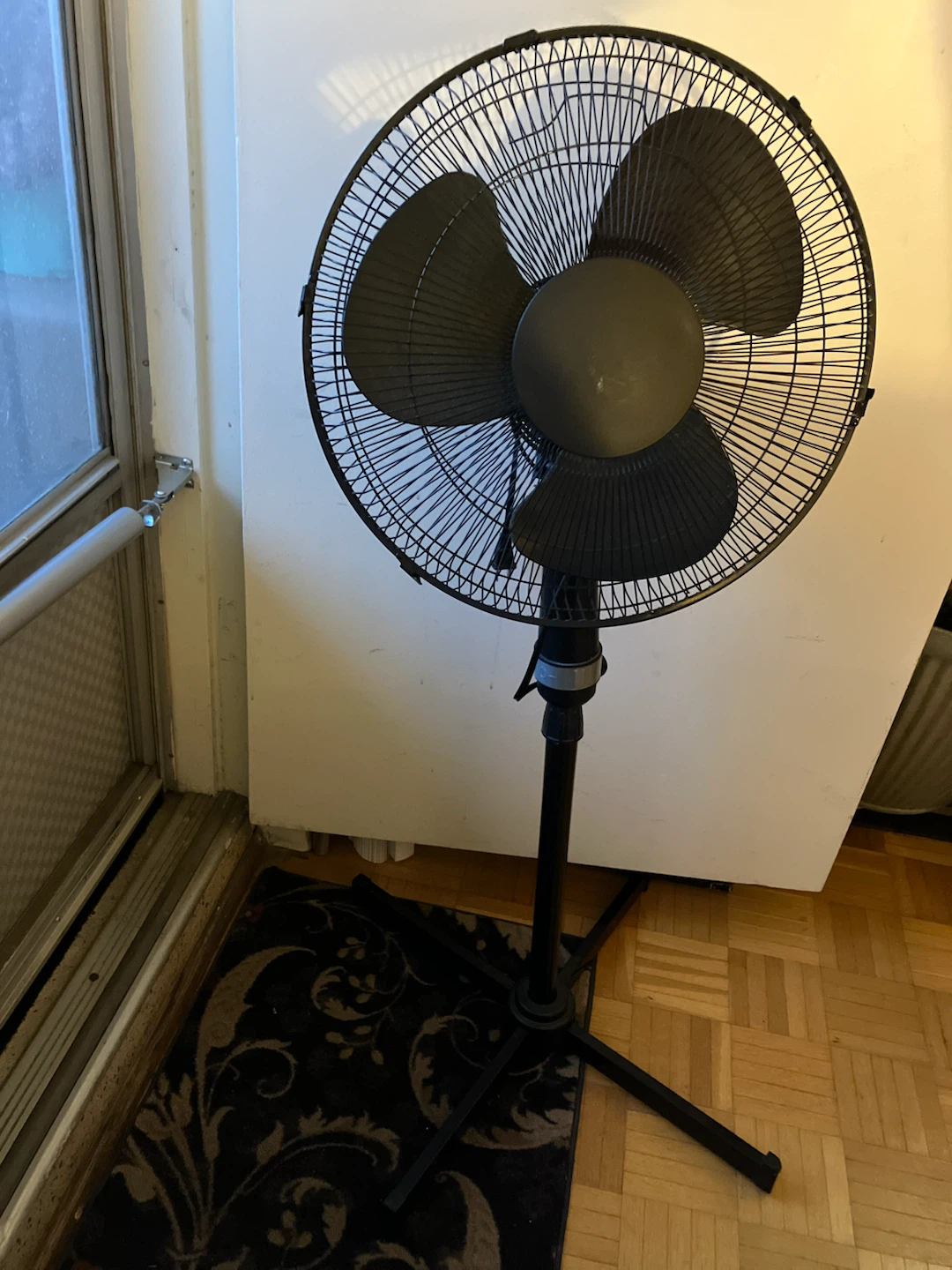 16" Stand Fan