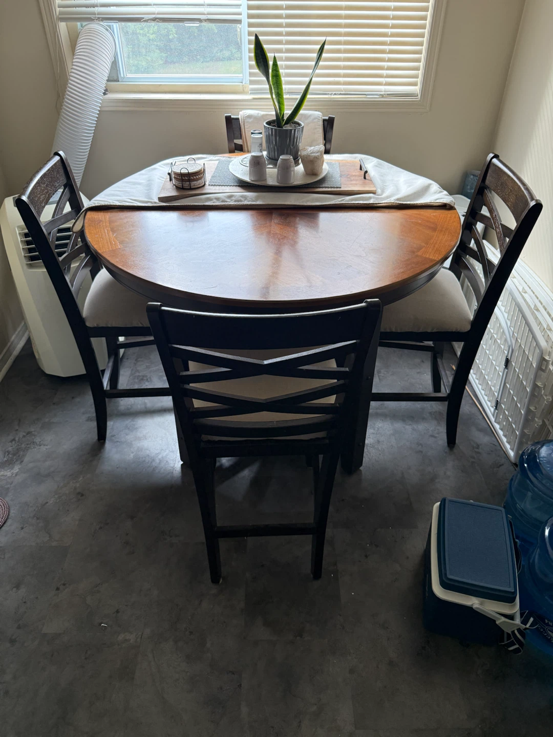 Extendable Dining Table and 4 Chairs - photo 4