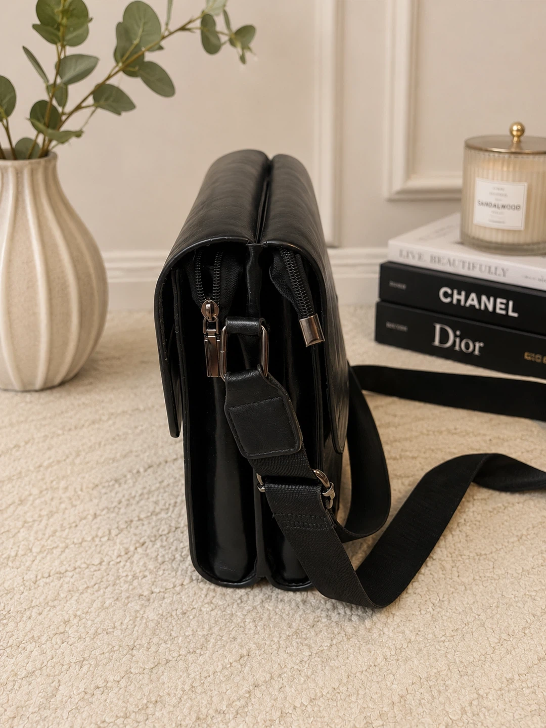Black Leather Crossbody Bag - photo 3
